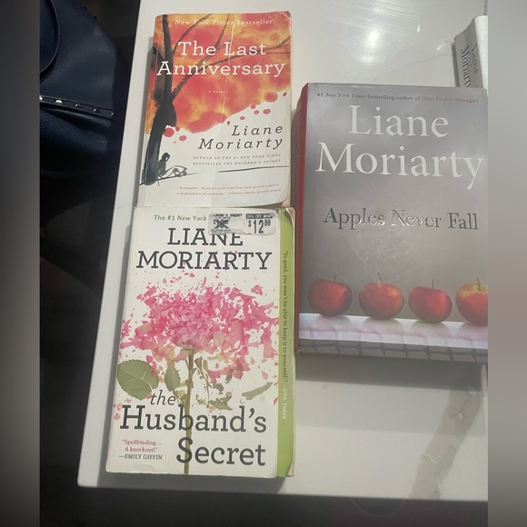 Lianne Moriarty Books - Picture 2 of 4